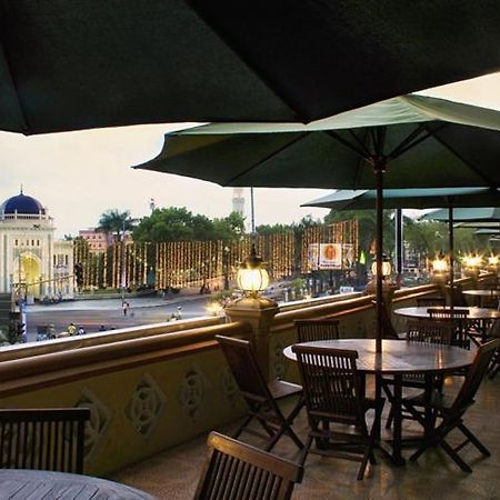 Hotel Madani Medan - Syariah Hotel Εξωτερικό φωτογραφία
